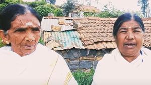 தீப்பெட்டிக்கு தடை..! வரதட்சணைக்கு தடா..! தமிழ்நாட்டில் இப்படி ஒரு கிராமம் 