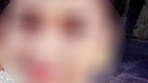 வாடகை வீட்டில்.. ஆட்டோ டிரைவர் செய்த அட்டகாசம்.. புத்தி பேதலித்து தடுமாறி போன பெங்களூர் ஹவுஸ் ஓனர்