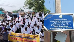 டங்ஸ்டன்  சுரங்கம் அமைக்கும் முடிவை கைவிட கோரி மேலூர் அரிட்டாபட்டியில் இன்றும் மக்கள் போராட்டம்! 