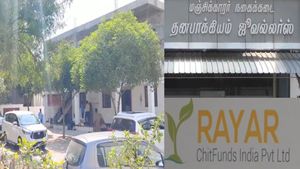 பாஜகவினருக்கு நெருக்கம்.. திண்டுக்கல்லில் பிரபல நிதி நிறுவன அதிபர் வீட்டில் வருமான வரி சோதனை 