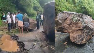  சபரிமலை பக்தர்களே முக்கிய அறிவிப்பு! போடி வழியாக கேரளா போறீங்களா? கனமழையால் சாலையில் உருண்ட பாறைகள்!
