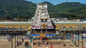 வைகுண்ட ஏகாதசி! திருப்பதி ஏழுமலையானை காண 1.40 லட்சம் டிக்கெட்டுகள் ரிலீஸ்! 5 நிமிடத்தில் ஹவுஸ்ஃபுல் 