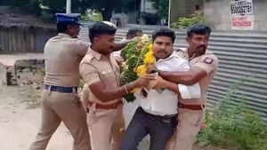 பாலத்துக்கு அஞ்சலி.. பக்கா ஐடியாவோடு வந்த பாஜகவினரை விரட்டி விரட்டி பிடித்த தூத்துக்குடி போலீசார்