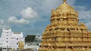 மார்கழி ஏகாதசியில் திருப்பதி ஏழுமலையானை சர்வ தரிசனத்தில் தரிசிக்க இத்தனை மணி நேரமா? 