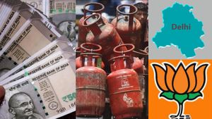 மகளிருக்கு மாதம் ரூ.2,500.. தீபாவளி, ஹோலிக்கு இலவச சிலிண்டர்.. டெல்லி தேர்தலில் பாஜகவின் வாக்குறுதி! 