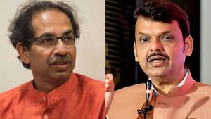 மகாராஷ்டிரா: பாஜகவுடன் கை குலுக்கும் உத்தவ் தாக்கரே சிவசேனா. முதல்வர் பட்னாவிஸுக்கு செம்ம பாராட்டு! 