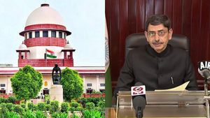 உச்சநீதிமன்ற நெருக்கடி- பாலியல் குற்றவாளிகளுக்கு தூக்கு தண்டனை மசோதாவுக்கு ஆளுநர் ரவி உடனே ஒப்புதல்! 