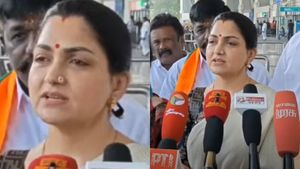  என்ட்ரி கொடுத்த மேலிட பொறுப்பாளர்.. பாஜக மாநில தலைவர் மாற்றமா? “1+1 = ?” குஷ்பு சொன்ன கணக்கு!