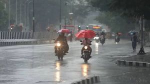 குளிரை விடுங்க.. கனமழை அலர்ட் இதோ புடிச்சிக்கோங்க! 5 மாவட்டங்களுக்கு வார்னிங் 