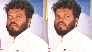 புதுச்சேரி அருகே தனியார் மதுபான பாரில் அடித்தே கொல்லப்பட்ட கடலூர் இளைஞர்.. உறவினர்கள் சாலை மறியல் 