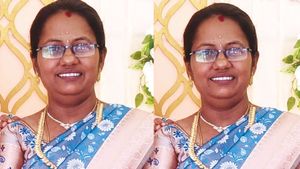 கோவை மாநகராட்சி அலுவலகத்தில் தந்தையின் பென்சனை கேட்டு வந்த பானுப்பிரியா.. இப்படியா ஆகணும் 