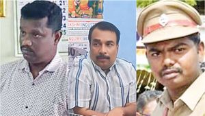 சேலம் தாசில்தார், உசிலம்பட்டி சார் பதிவாளர், மதுரை எஸ்ஐ.. அடுத்தடுத்து கைதான அரசு ஊழியர்கள்
