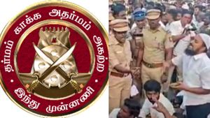 திருப்பரங்குன்றம் விவகாரம்.. ஒரேநாளில் இஸ்லாமியர்கள், இந்து முன்னணி மீது வழக்குப்பதிவு.. முழு விவரம் 