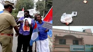 கோவை பாஜக அலுவலகம் மீது மாட்டிறைச்சி வீச முயற்சி.. போராட்டத்தில் ஈடுபட்டவர்கள் கைது 