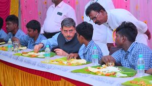 பட்டியல் சமூகத்தில் இருந்து ஒரு முதல்வர் வரவேண்டும்.. சிதம்பரத்தில் தமிழக ஆளுநர் ஆர்.என்.ரவி பேச்சு