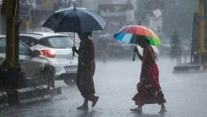  அடுத்த 2 மணி நேரம்.. மயிலாடுதுறை டூ ராமநாதபுரம் வரை.. 7 மாவட்டங்களில் வெளுக்கப் போகுது மழை