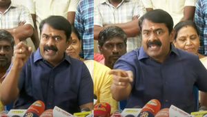  திராவிட கூட்டத்தில் நானும் ஒருவனாக இருந்தேன்.. பெரியாரை தாத்தா என்றேன்.. ஆமாம்.. சீமான் பரபர பேச்சு!