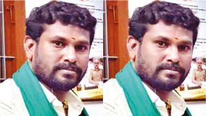 தேனி அருகே  பார்வர்டு பிளாக் கட்சி பிரமுகருக்கு நடுரோட்டில் நடந்த சம்பவம்.. கள்ளக்காதல் காரணமா? 