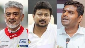 பந்தயம் அடித்த அஜித் குமார்.. வாழ்த்து + புகழ்ச்சியுடன் உதயநிதி, அண்ணாமலை போட்ட  முக்கிய பதிவு 