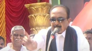  'வேதாந்தா'வின் அரிட்டாபட்டி டங்ஸ்டன் சுரங்கத்துக்கு எதிர்ப்பு.. மேலூரில் வைகோ போராட்டம்! 