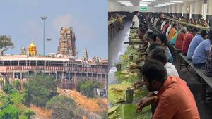  பழனி பக்தர்களுக்கு அனுமதியின்றி அன்னதானம் வழங்கினால் ரூ.1000 அபராதம்! அதிகாரிகள் விடுத்த எச்சரிக்கை!