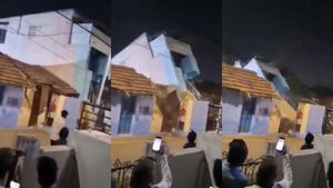 கோவையில் நொடி பொழுதில் சரிந்த வீடுகள்.. வீடுகளை இழந்து தவிக்கும் குடும்பத்திற்கு நல்ல செய்தி 