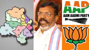 அதிர்ச்சி.. டெல்லியில் பாஜக முன்னிலை.. காங்கிரஸ் - ஆம் ஆத்மி செய்த தவறு என்ன? திருமாவளவன் பேட்டி! 
