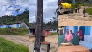 மாஞ்சோலை எஸ்டேட்டை விட்டு வெளியேறிய தொழிலாளர்கள்.. 100 ஆண்டு பந்தம் முடிவுக்கு வந்தது 