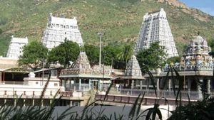 மூணே நாள் தான்.. திருவண்ணாமலை அண்ணாமலையார் கோவிலில் வேலை..லட்சக்கணக்கில் சம்பளம்! உடனே விண்ணப்பிங்க!