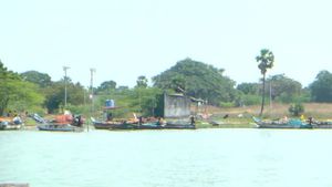 இருக்கம் தீவு: தமிழ்நாடு- ஆந்திர எல்லையில் ஒரு மறக்கப்பட்ட கிராமம்! உயிரை பணயம் வைத்து வாழும் மக்கள்