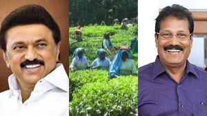 முத்தான திட்டம் திருநெல்வேலிக்கு.. மறுபுறம் 