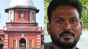 ஞானசேகரனுக்கு 2 மணி நேரம் குரல் பரிசோதனை.. அண்ணா பல்கலைக்கழக மாணவி பலாத்கார வழக்கில் விசாரணை தீவிரம்