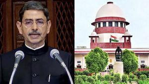 தமிழக ஆளுநர் ஆர்.என்.ரவியை நீக்கக் கோரிய மனு தள்ளுபடி! உச்சநீதிமன்றம் அதிரடி