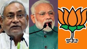 பீகார் தேர்தல்: நிதிஷ்குமார்தான் முதல்வர் வேட்பாளர்.. மோடி பதவியை காப்பாற்ற சரணாகதி அடைந்த பாஜக! 