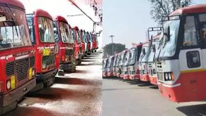 மராத்தி vs கன்னடம்: மகாராஷ்டிரா- கர்நாடகா எல்லையில் பதற்றம்- காலவரையின்றி பேருந்துகள் நிறுத்தம்! 