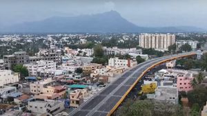 கோவையில் அடுக்குமாடி குடியிருப்பு வாங்க போன மங்கையர்க்கரசி..  இப்படி எல்லாமா சிக்கல் வருது? பாருங்க 