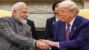 அமெரிக்காவின் வரிவிதிப்பு இந்தியாவை எந்த அளவிற்கு பாதிக்கும்.. தமிழ்நாடு அறிய வேண்டியது.. ரிப்போர்ட்