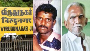 விருதுநகரில் லிஃப்ட் கேட்டு பைக்கில் ஏறிய காவலாளி.. முன்னாடி காத்திருந்த எமன்.. இப்படியும் நடக்குமா? 