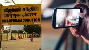  விழுப்புரம் அரசு பெண் ஊழியருக்கு வந்த வீடியோ கால்.. நிர்வாணமாக நின்ற வாலிபரால் அதிர்ச்சி!