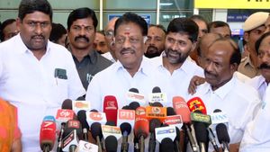 “அமித் ஷா சொன்ன ஐடியாவை கேட்காததன் பலனை அனுபவித்து வருகிறார் எடப்பாடி”.. ஓபிஎஸ் சொன்ன மேட்டர்!