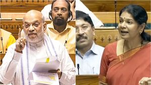 கனிமொழிக்கு இதயம் எப்படி வலிக்கிறதோ, அதே மாதிரிதான் எனக்கும்.. திமுக எம்பிக்களை அதிர வைத்த அமித்ஷா