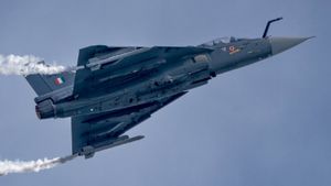 சம்பவம் செய்த தேஜஸ்.. 50,000 அடி உயரத்தில் நடந்த மேஜிக்! DRDO புது சாதனை