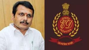  செந்தில் பாலாஜிக்கு ‘ஸ்கெட்ச்’? காலையிலேயே சுற்றி வளைக்கப்பட்ட 3 புள்ளிகள்.. ED ரெய்டில் யார் யார்?