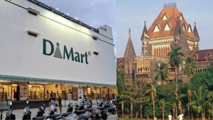 மும்பை: இந்தியில் பேசிய D-Mart பணியாளருக்கு 'பளார்'- உயர்நீதிமன்றத்துக்கு 'பில்லி சூனிய' பூஜை! 