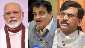 மோடி ஓய்வு பெற்றால் புதிய பிரதமர் மகாராஷ்டிராவின் நிதின் கட்காரி? சிவசேனா சஞ்சய் ராவத் பரபர தகவல் 