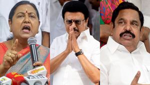 தமிழக அரசுடன் கைகோர்க்க தயார்.. பழநியில் அறிவிப்பு வெளியிட்ட பிரேமலதா.. கவனிக்கும் அதிமுக