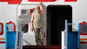 கோடி கோடியாய் செலவு.. வெளிநாட்டு டூர்.. பிரதமர் மோடிக்காக செலவு செய்தது இத்தனை கோடியா? மயக்கம் வருதே