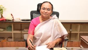 வேலூர் மாவட்டத்தில் புதிதாக வீடு, கட்டிடங்கள் கட்ட போறீங்களா.. கலெக்டர் வெளியிட்ட முக்கிய அறிவிப்பு