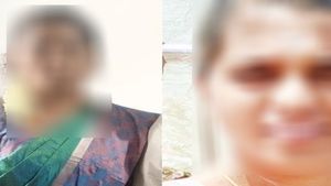 திருப்பூர் மனைவி அந்த வீடியோவில் தோன்றியதுமே பதறிய மாப்ளை.. நீளும் மேட்ரிமோனியல் மோசடி: போலீஸ் சபாஷ்