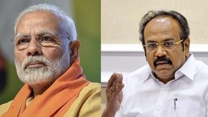 வெயில் மழையில் உழைத்த பெண்கள்.. ஏழைகள் வயிற்றில் அடிக்கும் மோடி! அமைச்சர் தங்கம் தென்னரசு காட்டம்! 